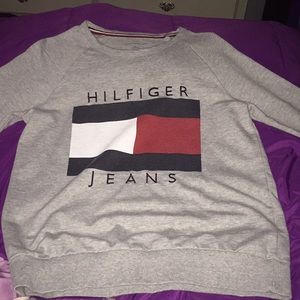 Tommy Hilfiger sweater